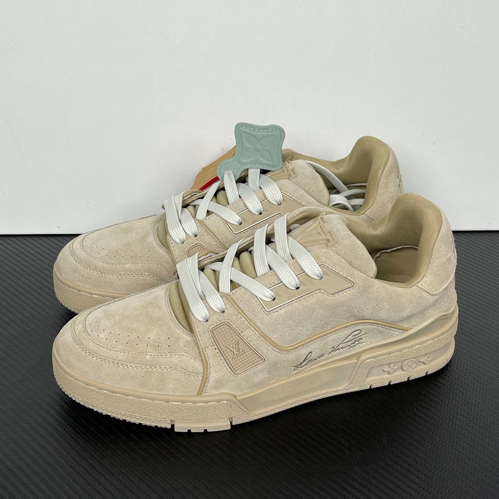 tyler-the-creator-louis-vuitton-lv-trainer-beige-mocha-1akbo6-suede-profile-hangtag