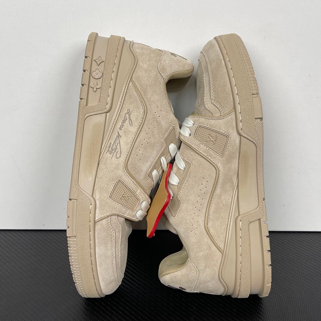 tyler-the-creator-louis-vuitton-lv-trainer-beige-mocha-1akbo6-suede-profile-hangtag