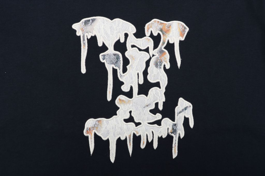 louis-vuitton-dissolved-monogram-embroidery-short-sleeve-t-shirt-loose-fit