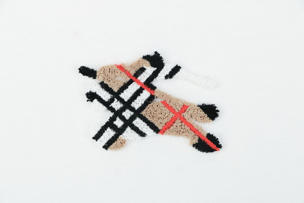 burberry-inspired-small-logo-flocked-cotton-t-shirt-casual-tee