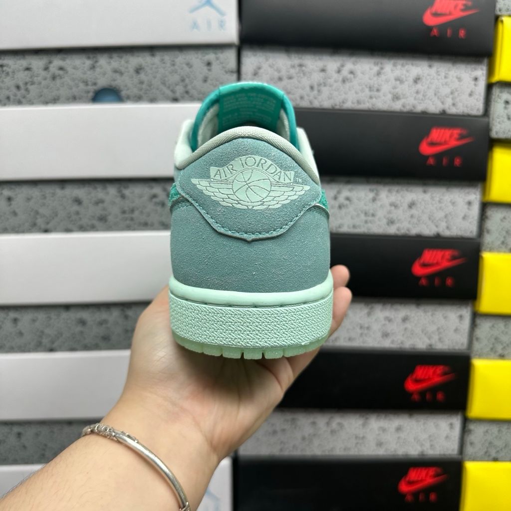 air-jordan-1-retro-low-og-washed-teal-womens-hq8111-300-suede-profile