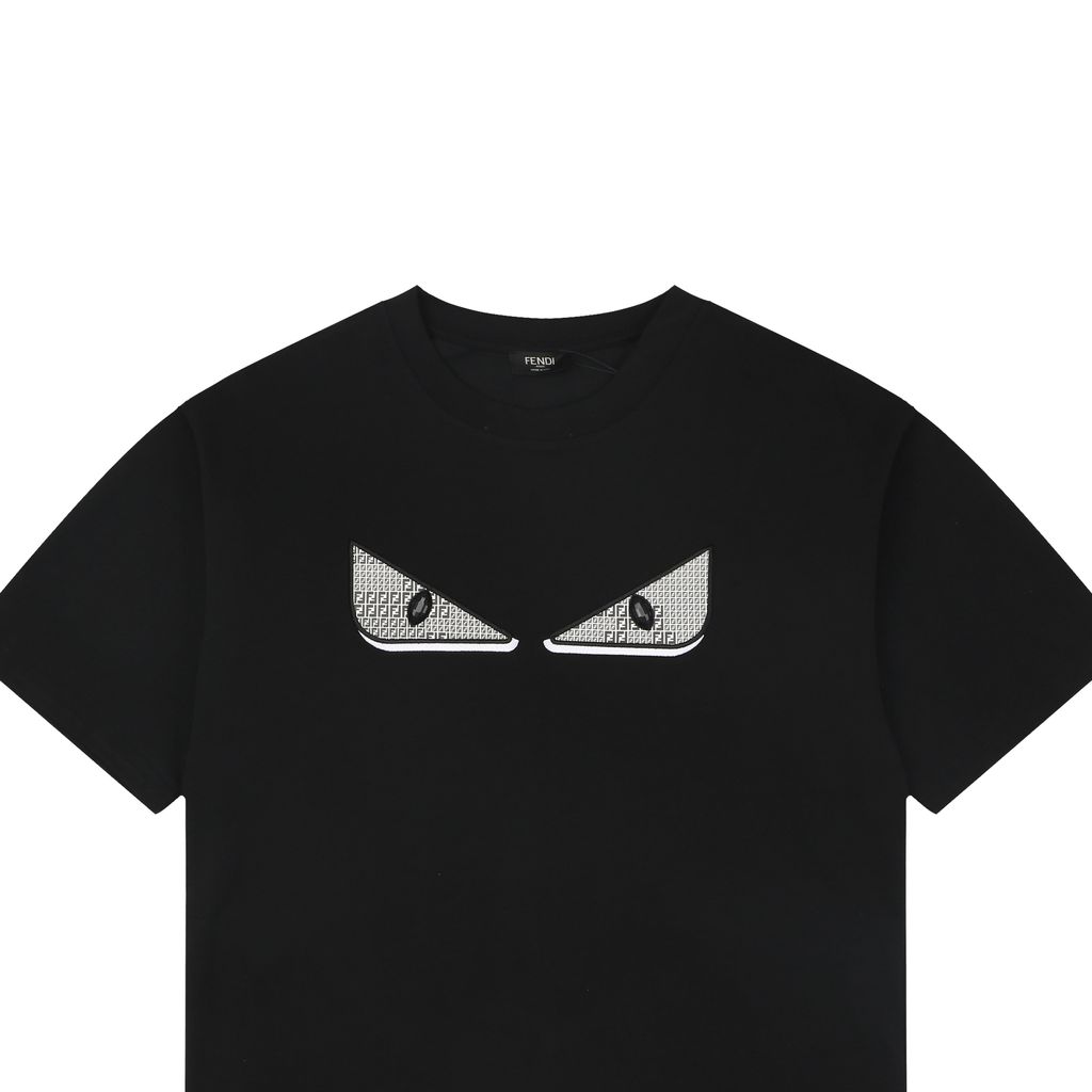 fendi-monster-eyes-embroidered-short-sleeve-t-shirt-loose-fit