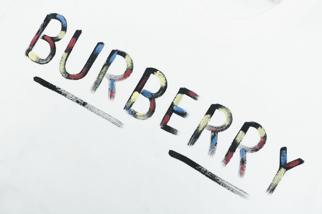 burberry-graffiti-warhorse-short-sleeve-t-shirt-digital-print