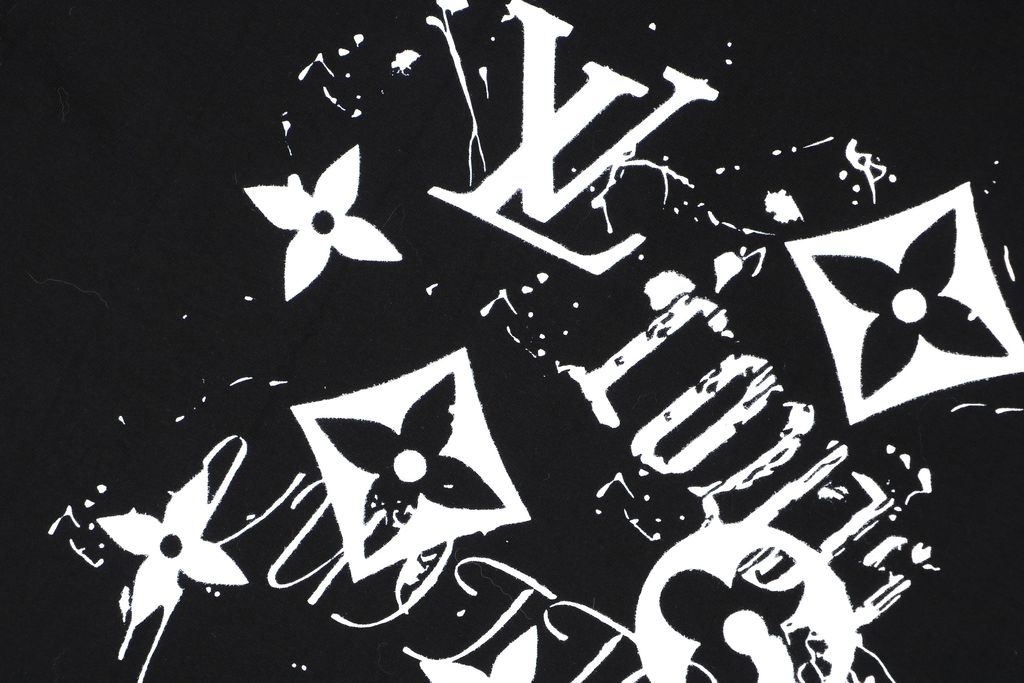 louis-vuitton-inspired-graffiti-monogram-cotton-casual-tee