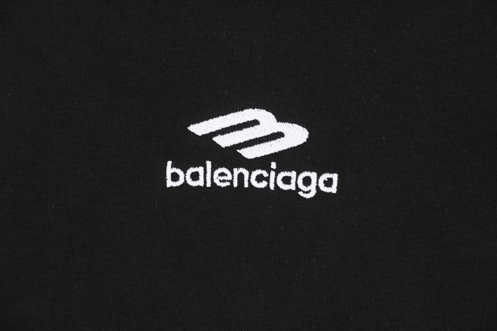 balenciaga-inspired-3d-embroidery-heavyweight-t-shirt