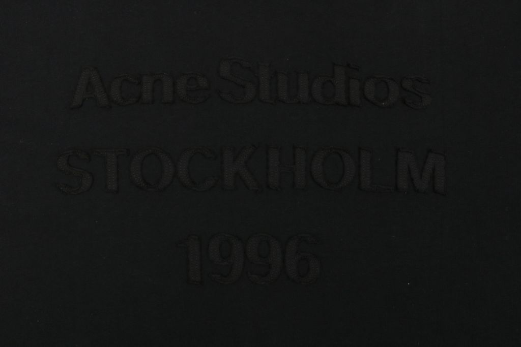 acne-studios-inspired-back-applique-loose-fit-t-shirt