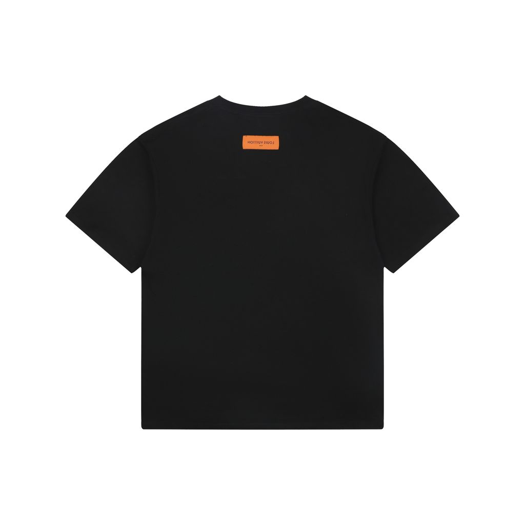 louis-vuitton-dark-red-diamond-graffiti-print-t-shirt