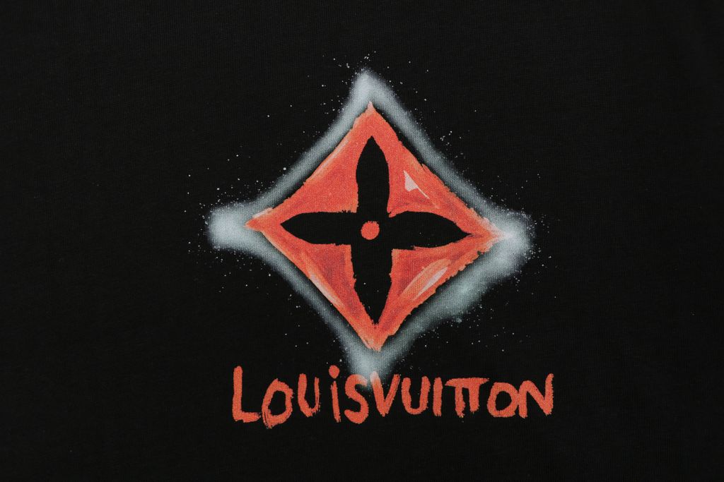 louis-vuitton-diamond-graffiti-digital-print-short-sleeve-tee