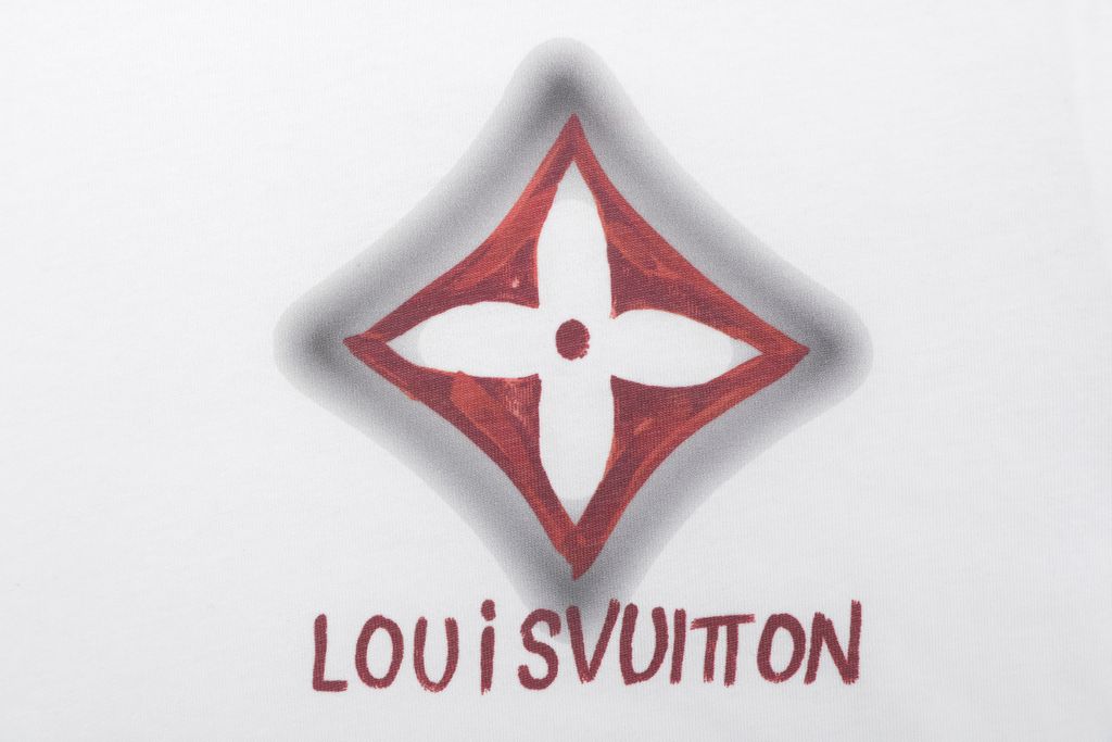 louis-vuitton-diamond-graffiti-digital-print-short-sleeve-tee