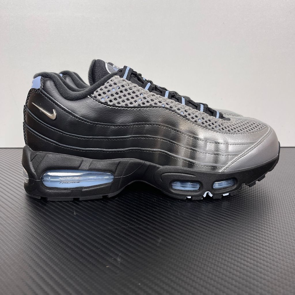 Nike Air Max 95 "Big Bubble Palace" sneaker featuring a gradient layered upper, oversized visible Air units, and refined palace-inspired color detailing, SKU IQ7708-095.