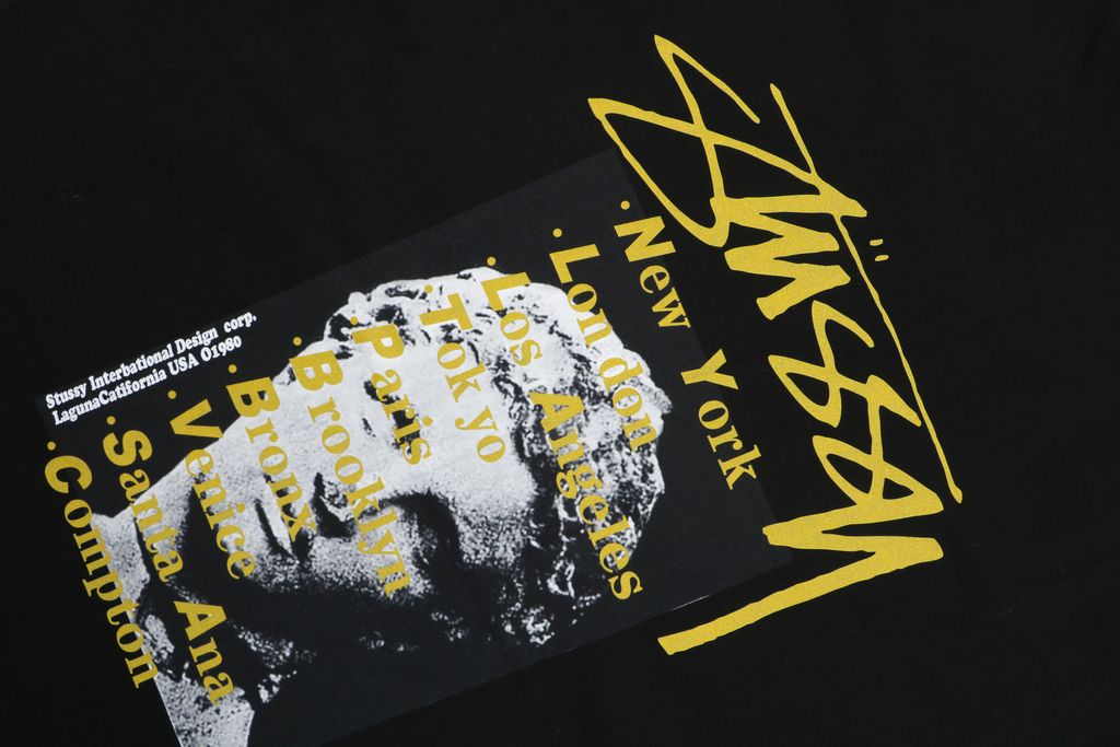 stussy-urban-inscription-digital-print-short-sleeve-tee