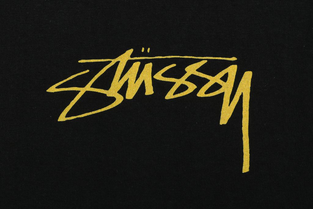stussy-urban-inscription-digital-print-short-sleeve-tee