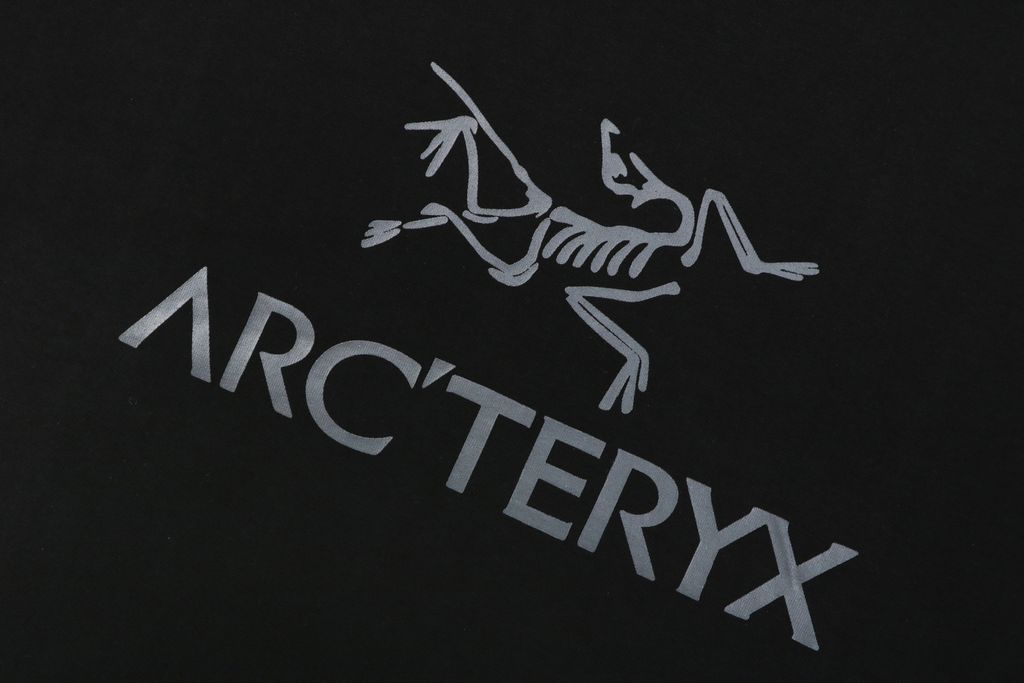 arcteryx-inspired-loose-fit-breathable-short-sleeve
