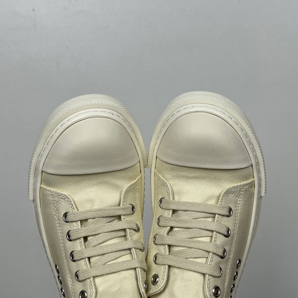 rick-owens-drkshdw-extreme-low-sneaks-milk-canvas-duo1f4822