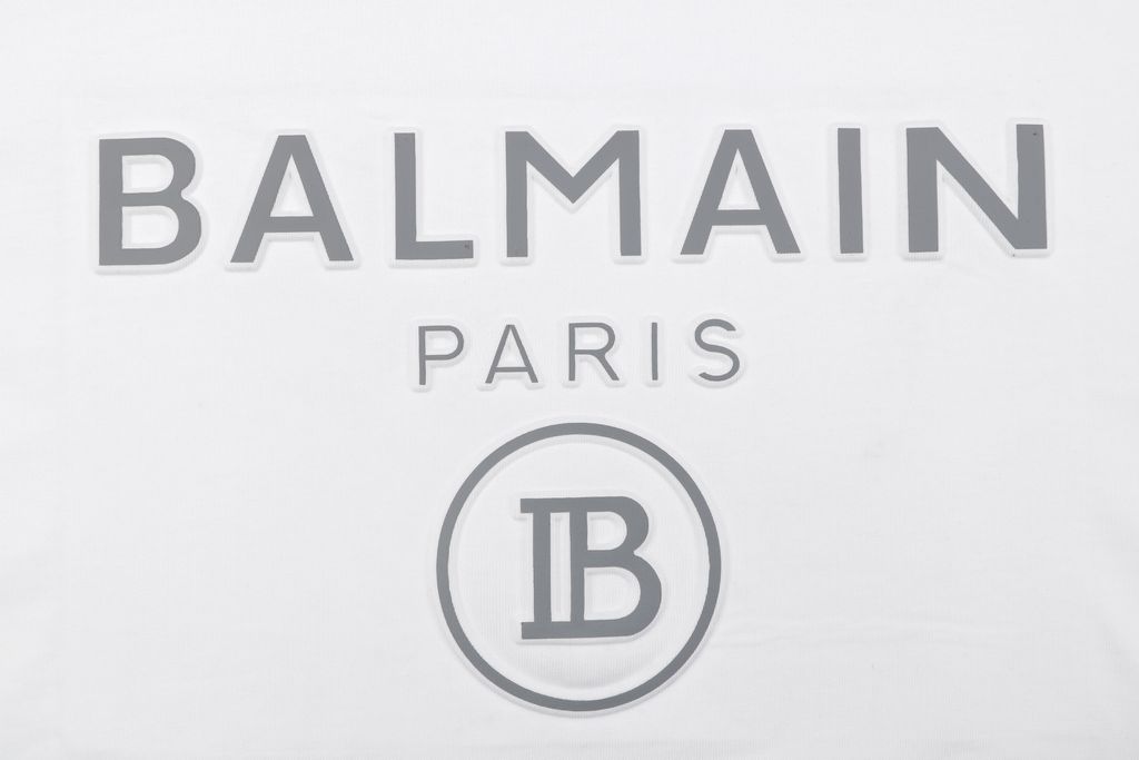 balenciaga-inspired-minimal-embossed-streetwear-t-shirt