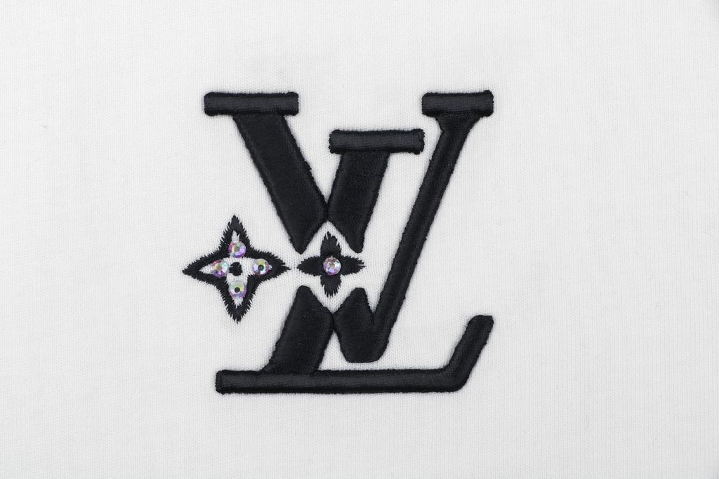 louis-vuitton-inspired-diamond-flower-loose-fit-t-shirt