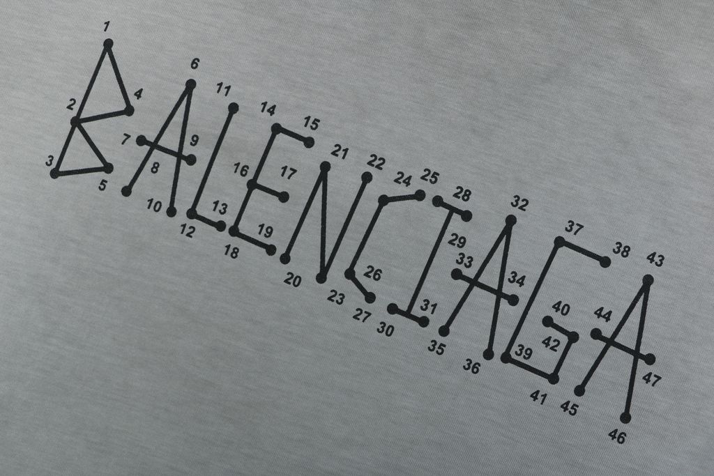 balenciaga-inspired-paris-letter-print-shirt