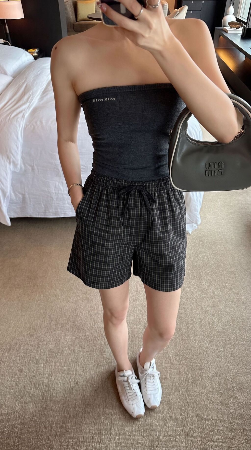 balenciaga-inspired-lazy-retro-summer-shorts