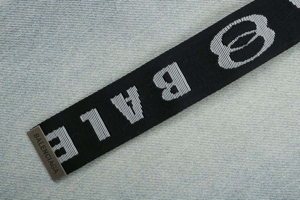balenciaga-inspired-jacquard-tape-belt-shorts