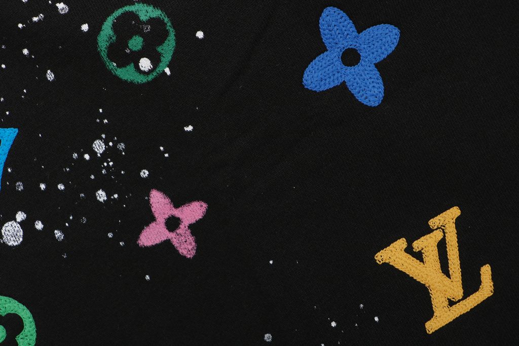 louis-vuitton-inspired-monogram-embroidery-loose-shorts