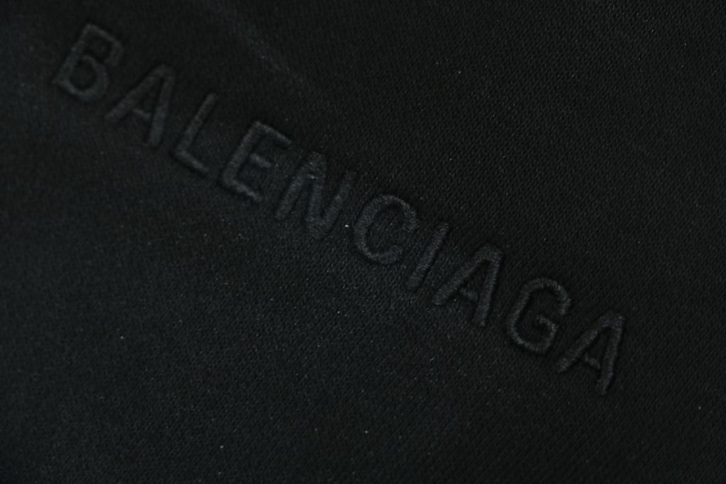 balenciaga-inspired-paris-letter-pocket-detail-shorts