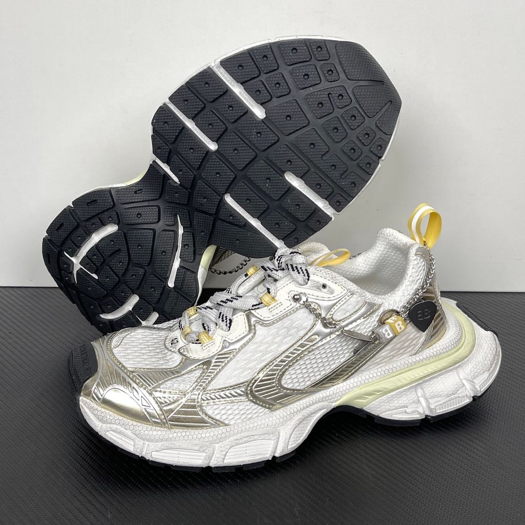 Side profile of the Nike Air Max 270 Premium sneaker in a subtle 'Football Grey' and 'Work Blue' colorway, highlighting the updated breathable premium upper, tonal overlays, and the massive, signature translucent 270-degree Max Air heel unit.