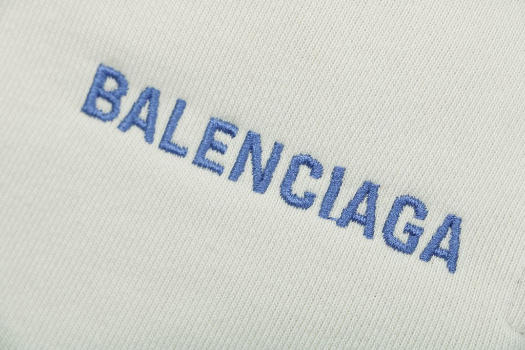 balenciaga-inspired-hollow-3d-embroidery-shorts