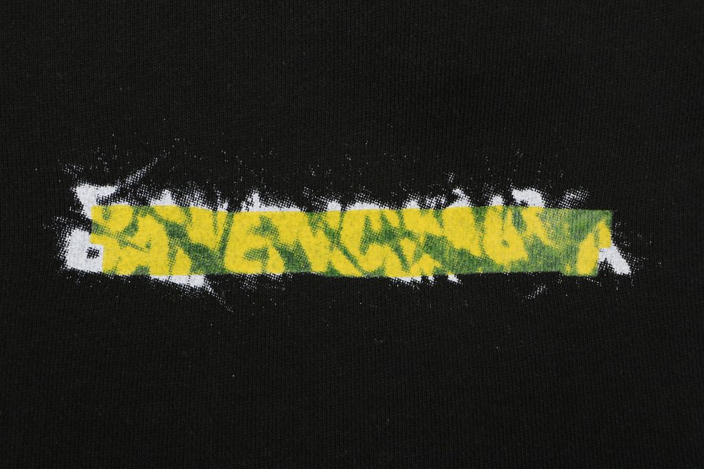 balenciaga-inspired-blurred-letter-graphic-shorts