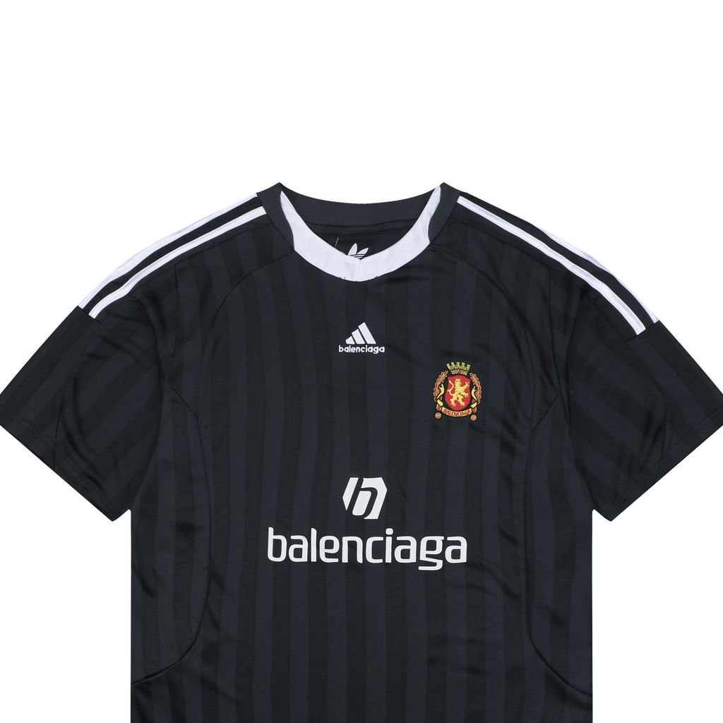 balenciaga-quick-dry-football-crest-graphic-tee