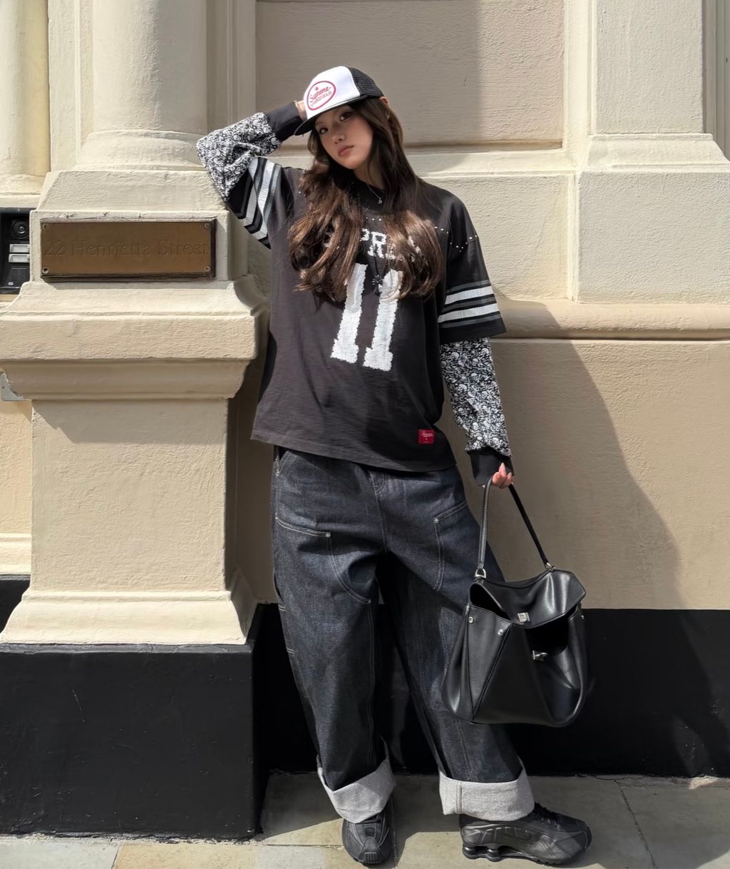 Black rhinestone streetwear jersey T-shirt
