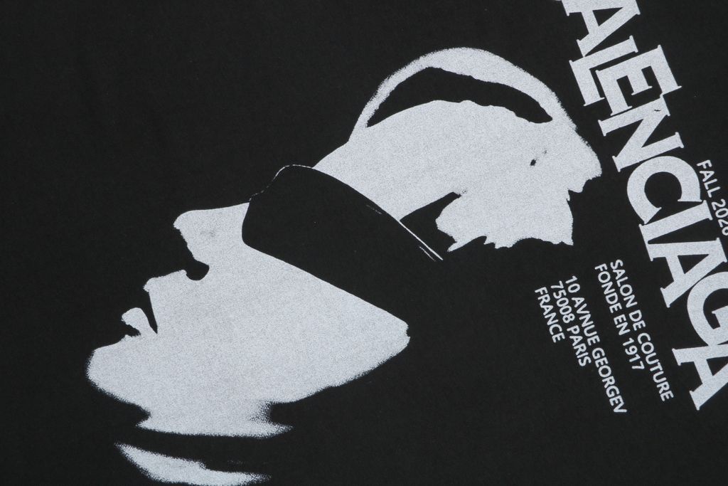Vintage portrait heavyweight cotton T-shirt