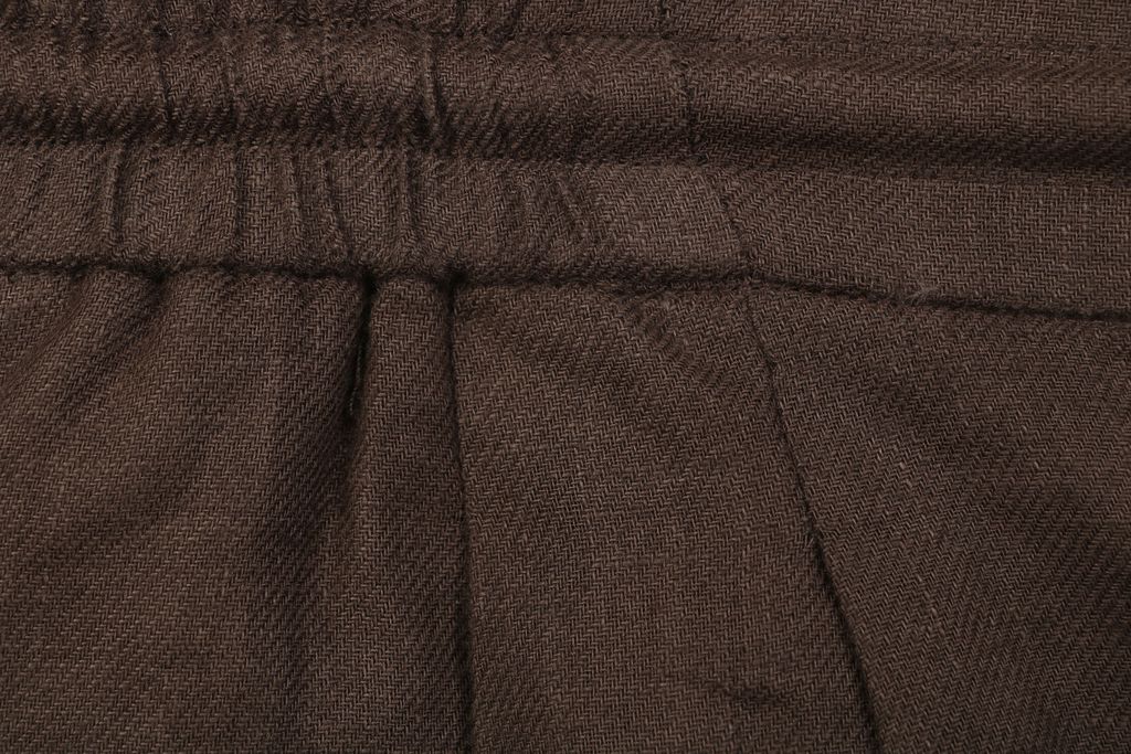 60-count linen tailored drawstring shorts