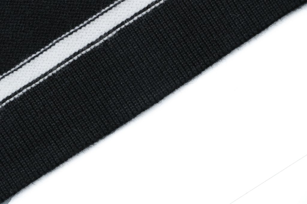 ab37d743