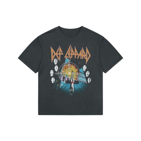 Madeworn crowd stare graphic T-shirt