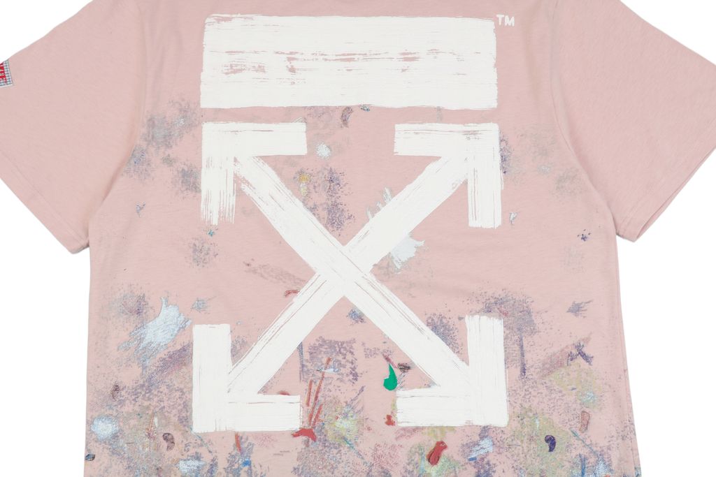 Raised arrow paint-splatter short sleeve