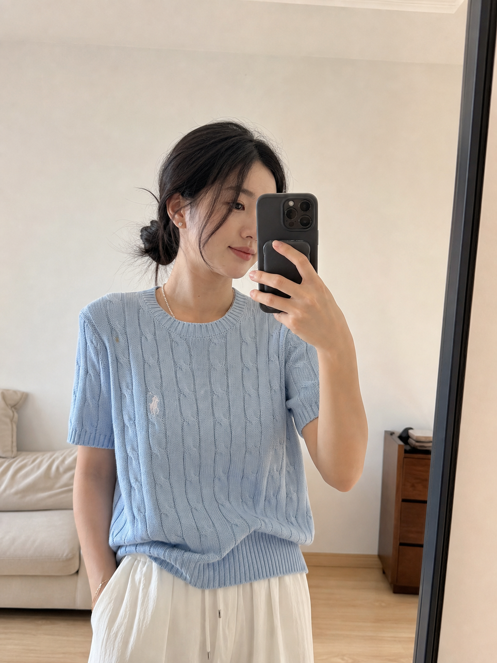 Unisex light blue cable-knit shirt