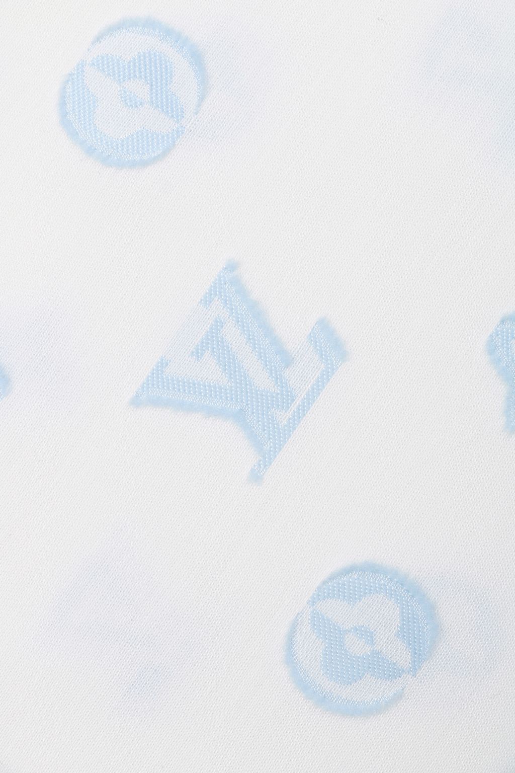 e7b13cf8