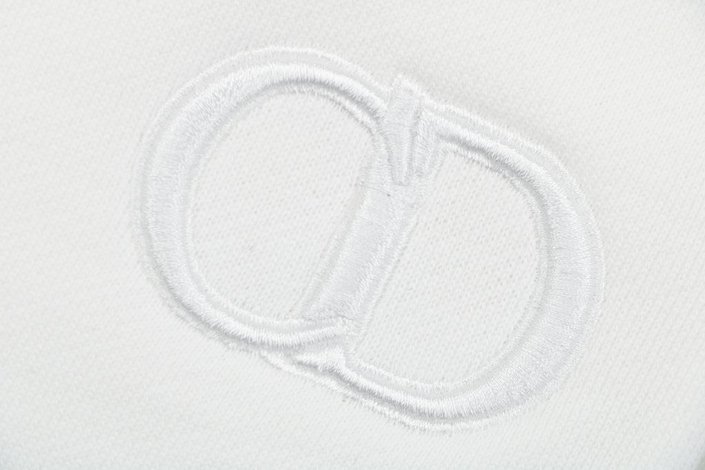 Unisex dimensional embroidery casual shorts