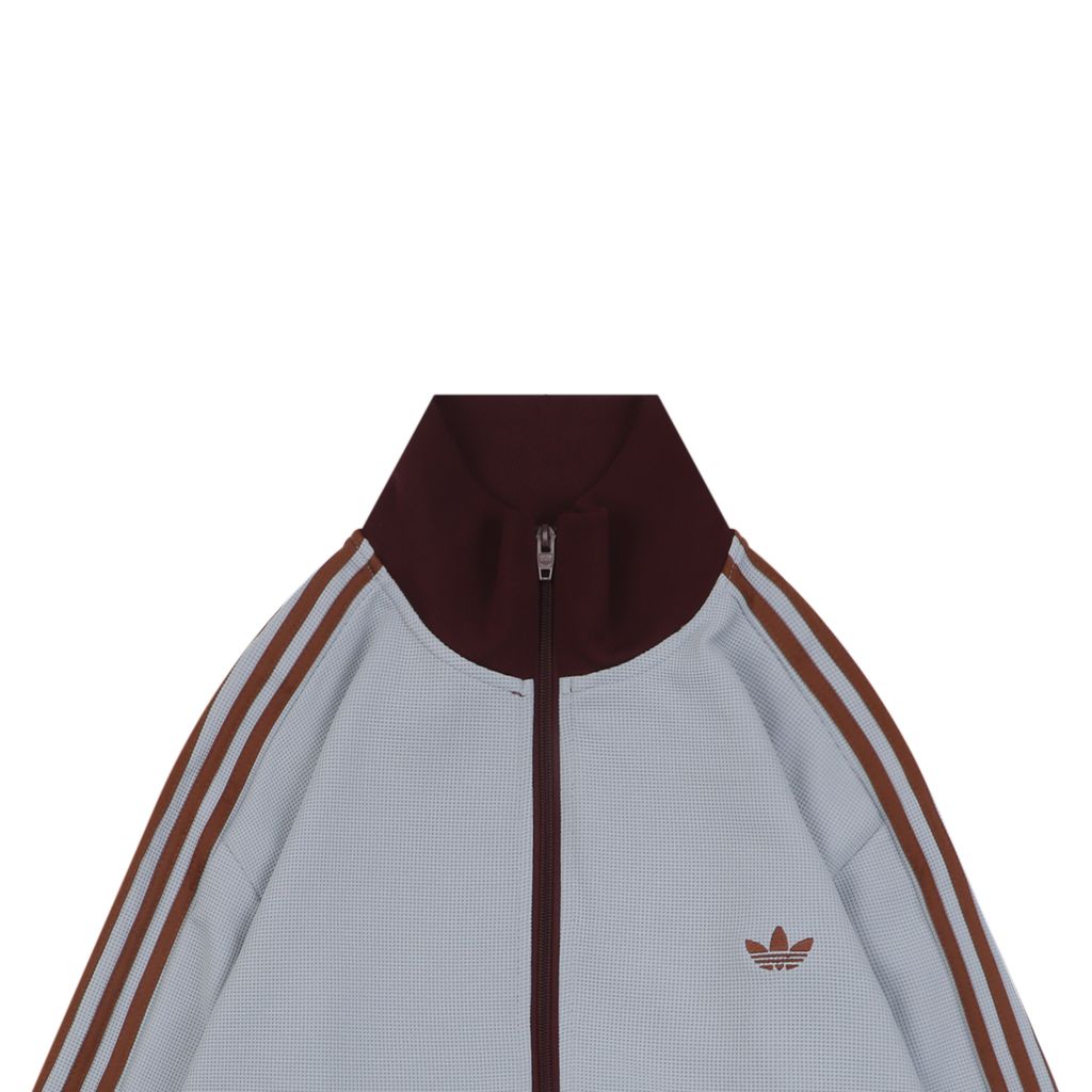 Trefoil embroidered high collar jacket