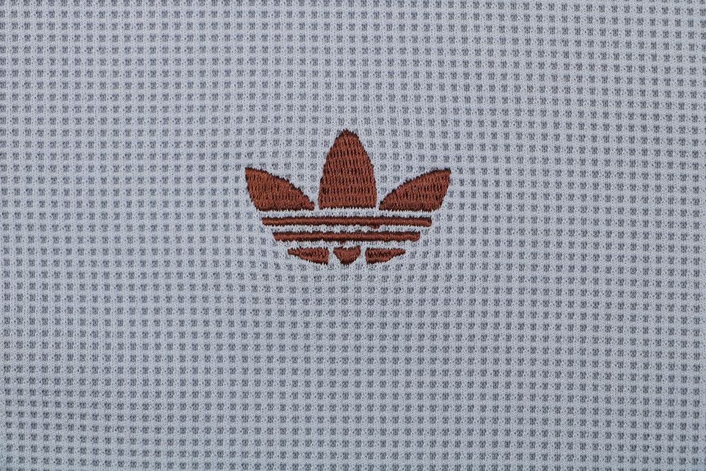 22f95c48