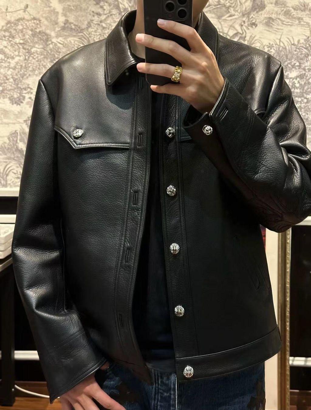 585951f8