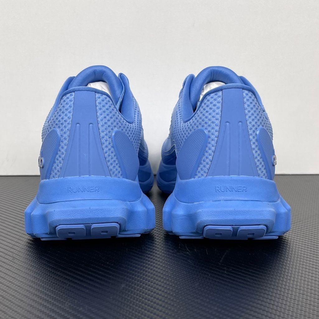 ALO Runner Crystal Clear Blue A0590U unisex sneaker with tonal blue double-layer mesh upper, stabilising heel clip and sculpted cushioned sole.