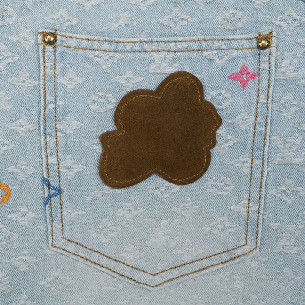 4f02b735