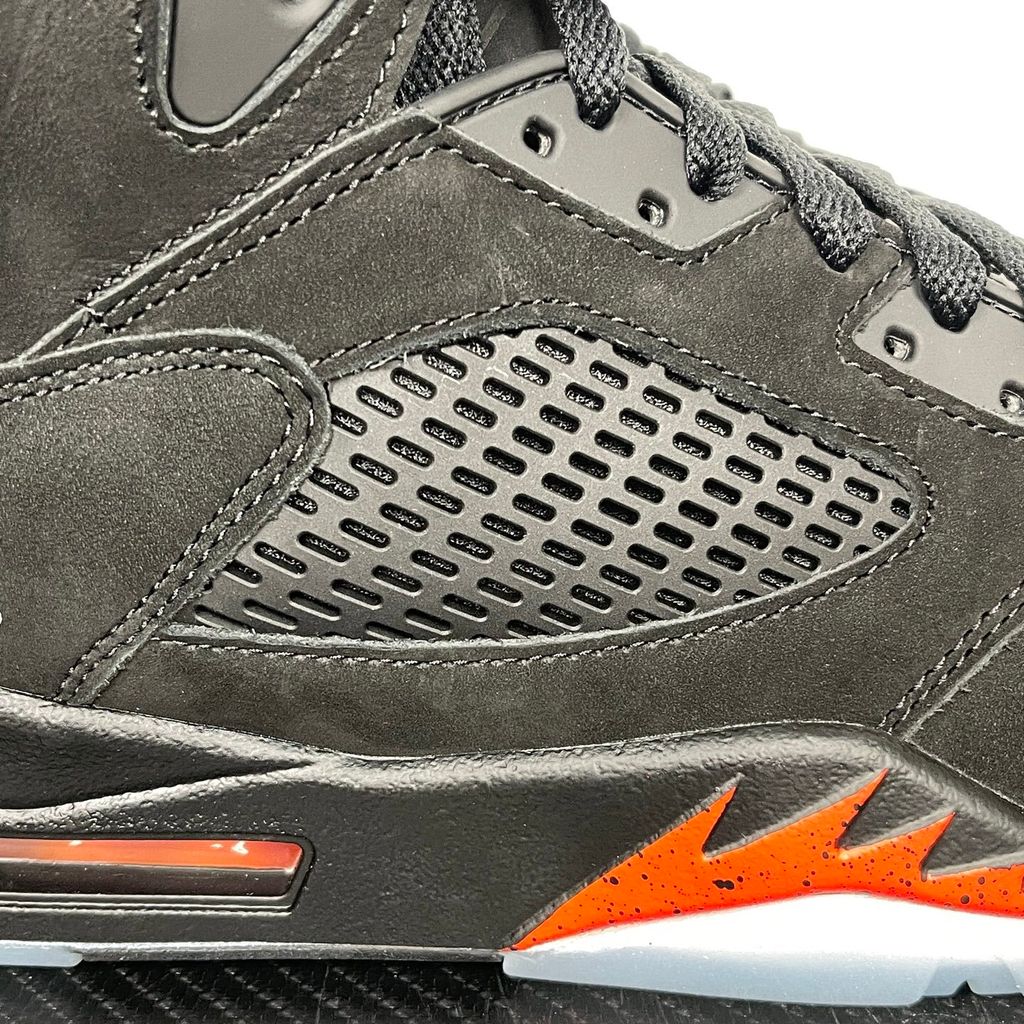 Air Jordan 5 Retro Halloween HQ7978-001 spooky seasonal men's retro lifestyle sneaker side profile view