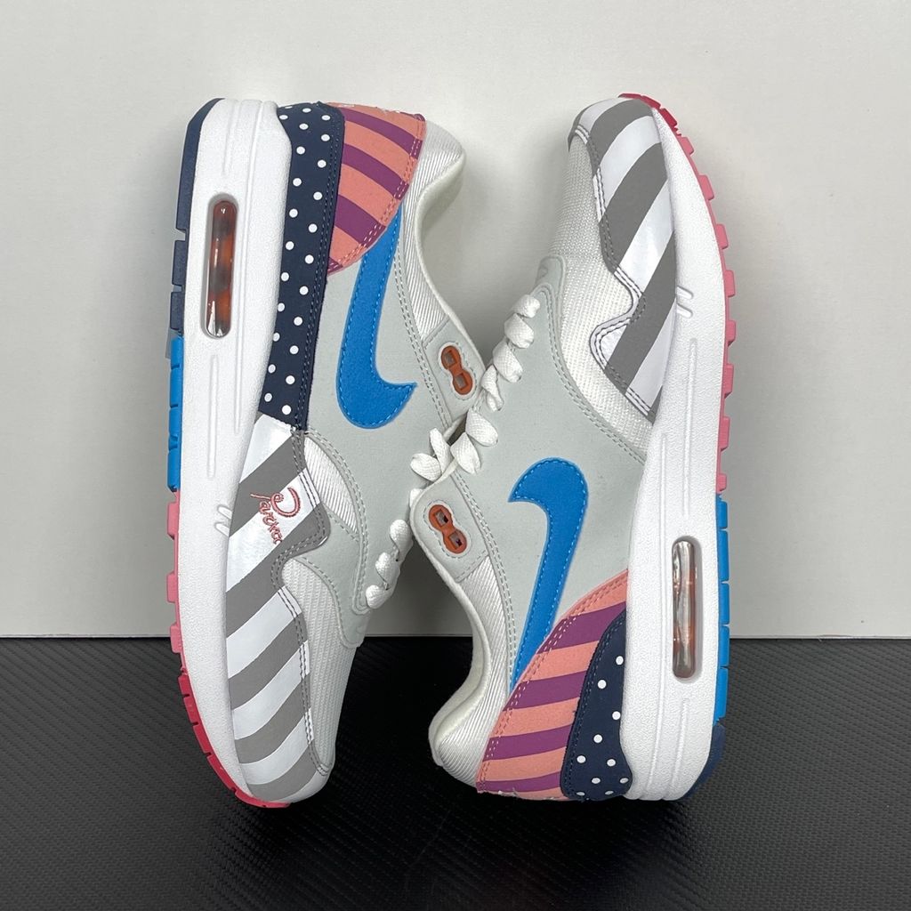 Shop Parra x Nike Air Max 1 AT3057-100 in White Multi-Color. Discover the iconic 2018 Parra collaboration with colorful artwork and visible Air cushioning.