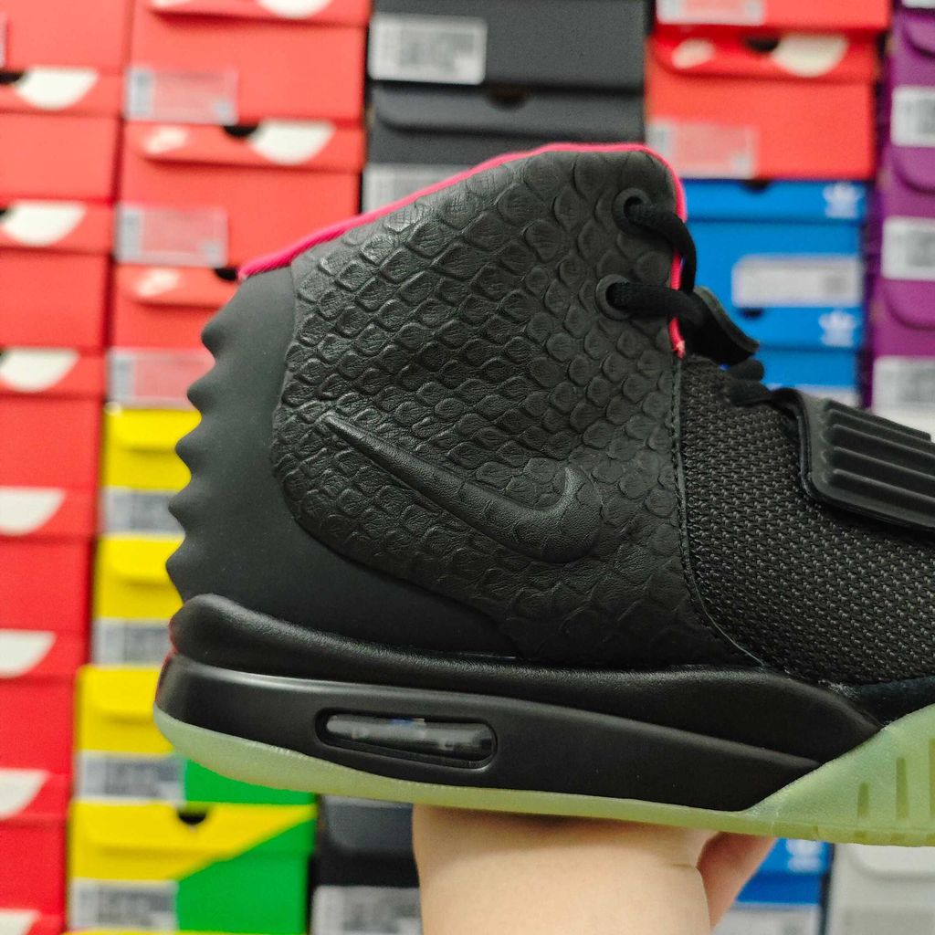 Nike Air Yeezy 2 Solar Red 508214-006 Black Solar Red men's sneakers side view