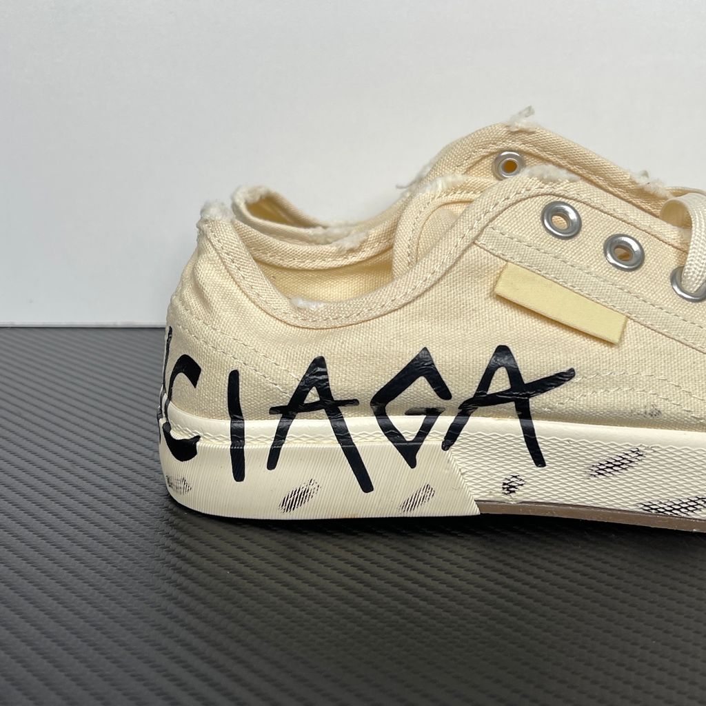 Balenciaga Paris Mid 688754 W3RR5 9010 Beige distressed canvas sneakers side view