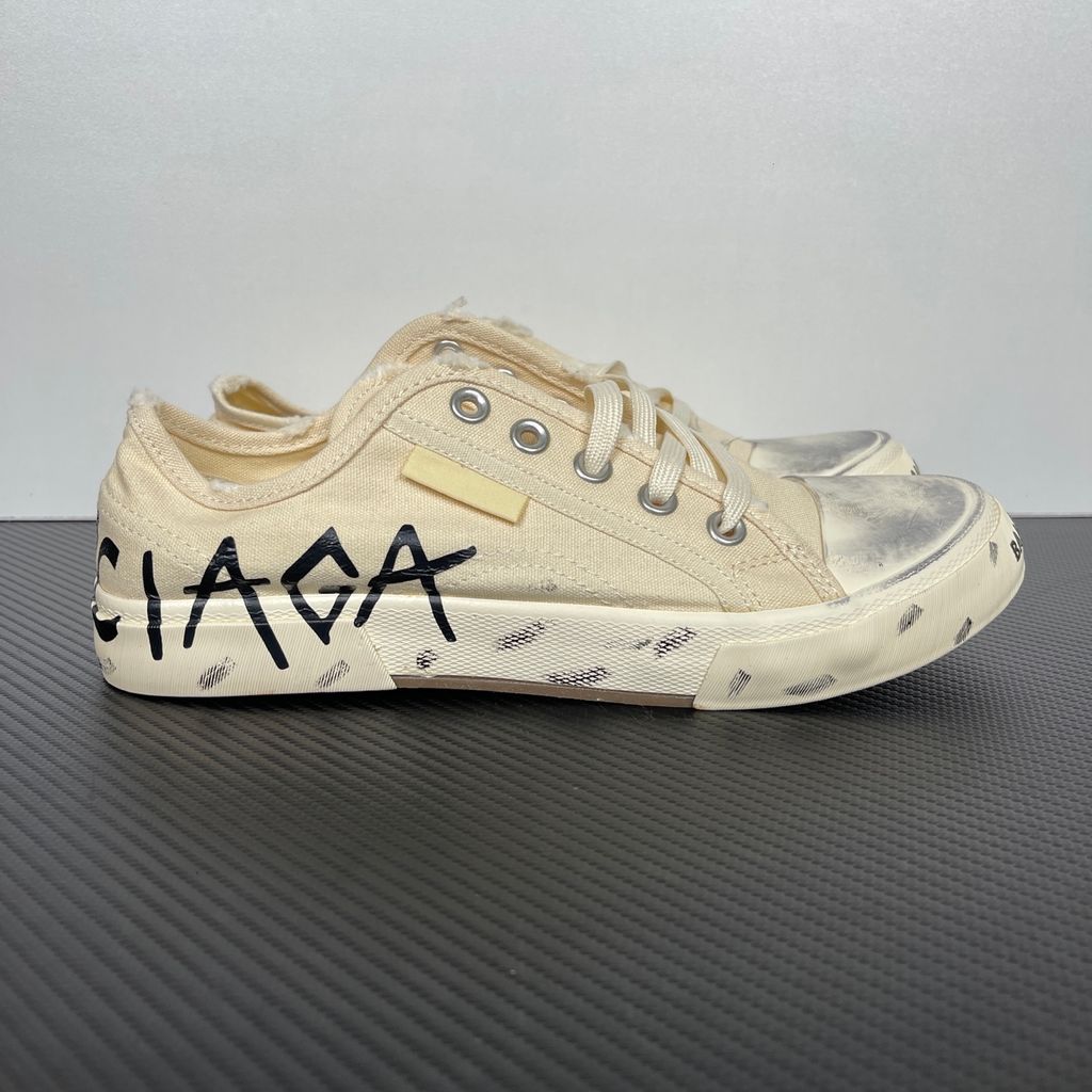 Balenciaga Paris Mid 688754 W3RR5 9010 Beige distressed canvas sneakers side view
