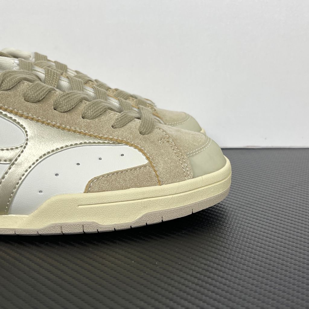 Mizuno CT Club D1GH261012 Off-White Beige Champagne Gold sneakers side view