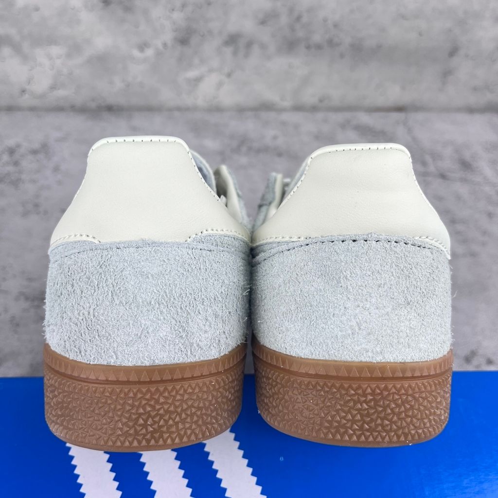adidas Handball Spezial IF6491 Wonder Silver Off White Gum sneakers side view